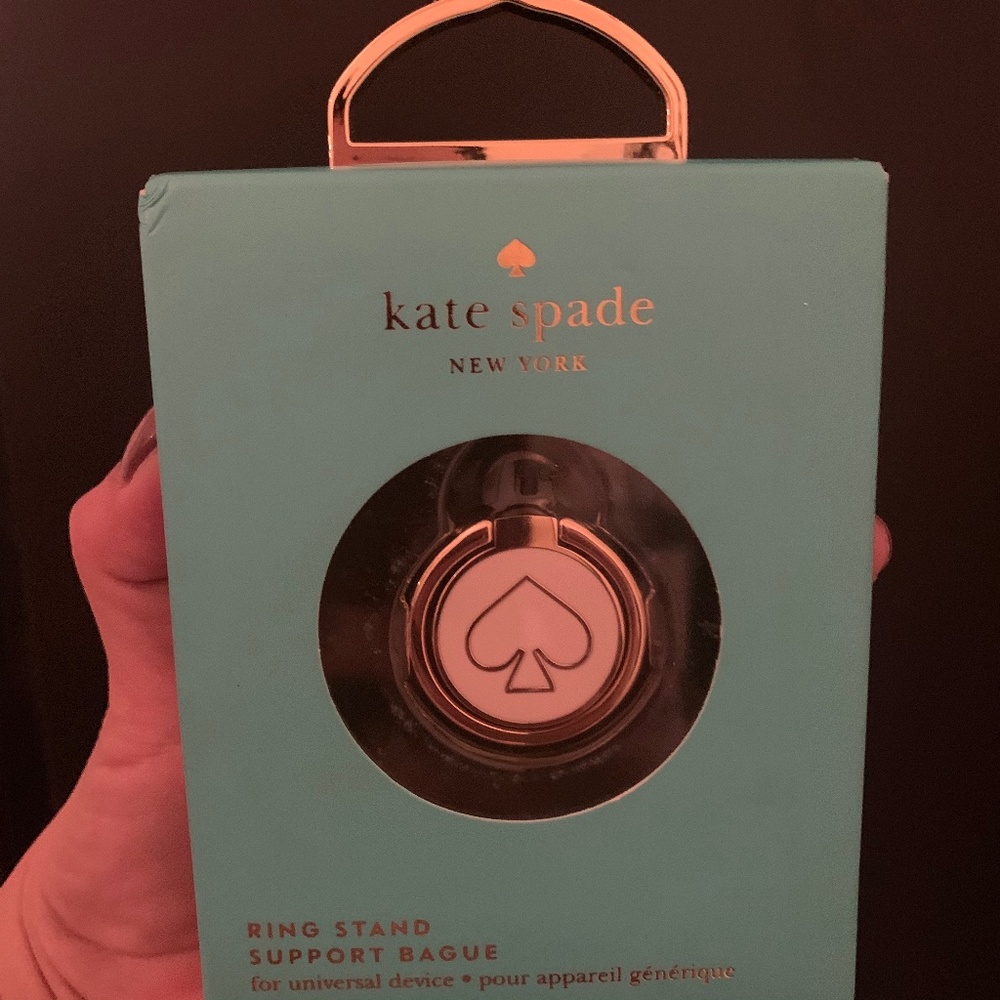 KATE SPADE ♠️ RING STAND